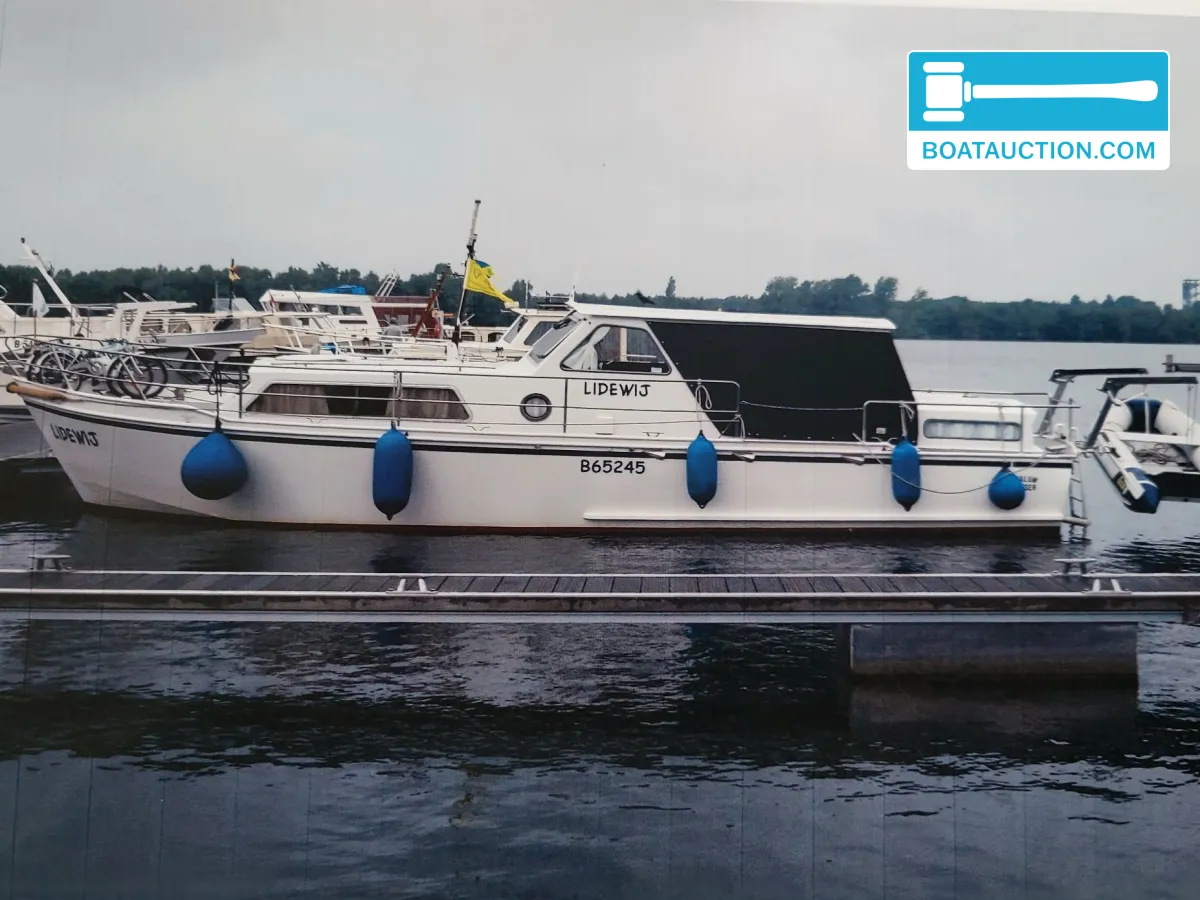 hoofdfoto: 1 Zwaluwkruiser 1050