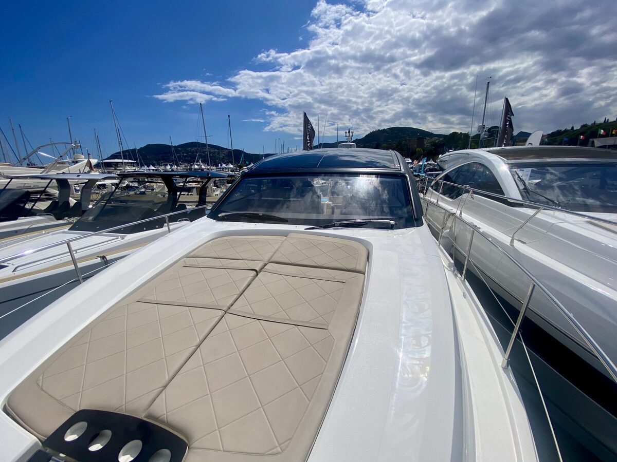 foto: 17 Fairline Targa 50 GT