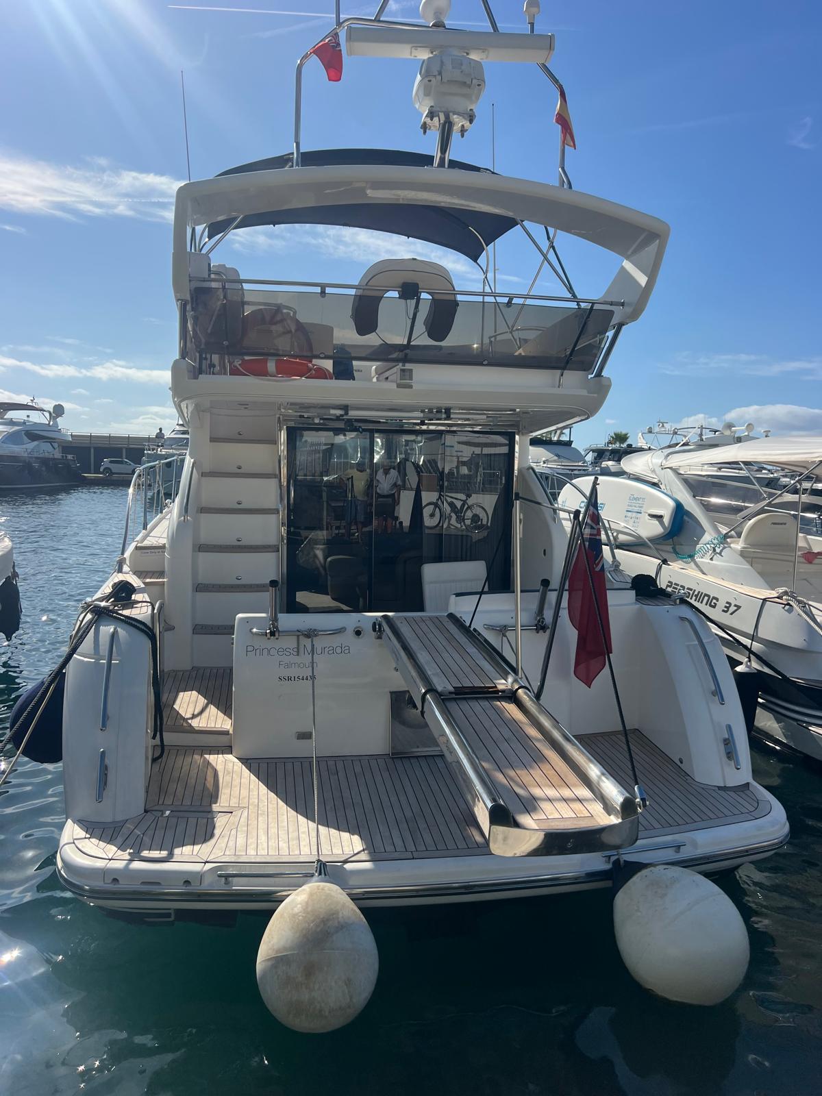 foto: 9 Princess  42 Fly