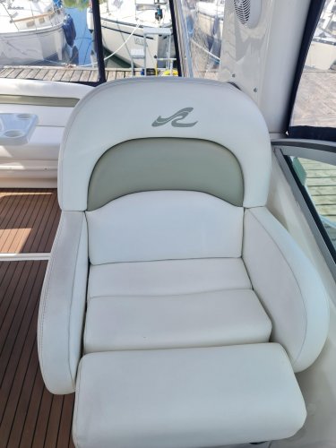 foto: 18 Sea Ray 375 Sundancer Twin Diesel