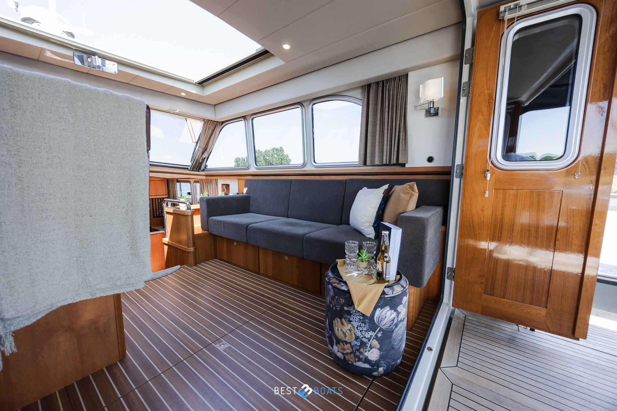 foto: 17 Linssen Grand Sturdy 470 Sedan Wheelhouse