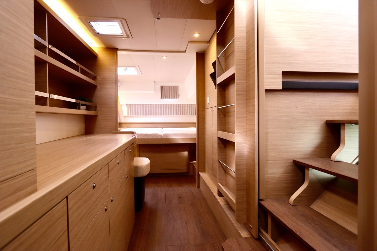foto: 63 Lagoon 42 Full specs