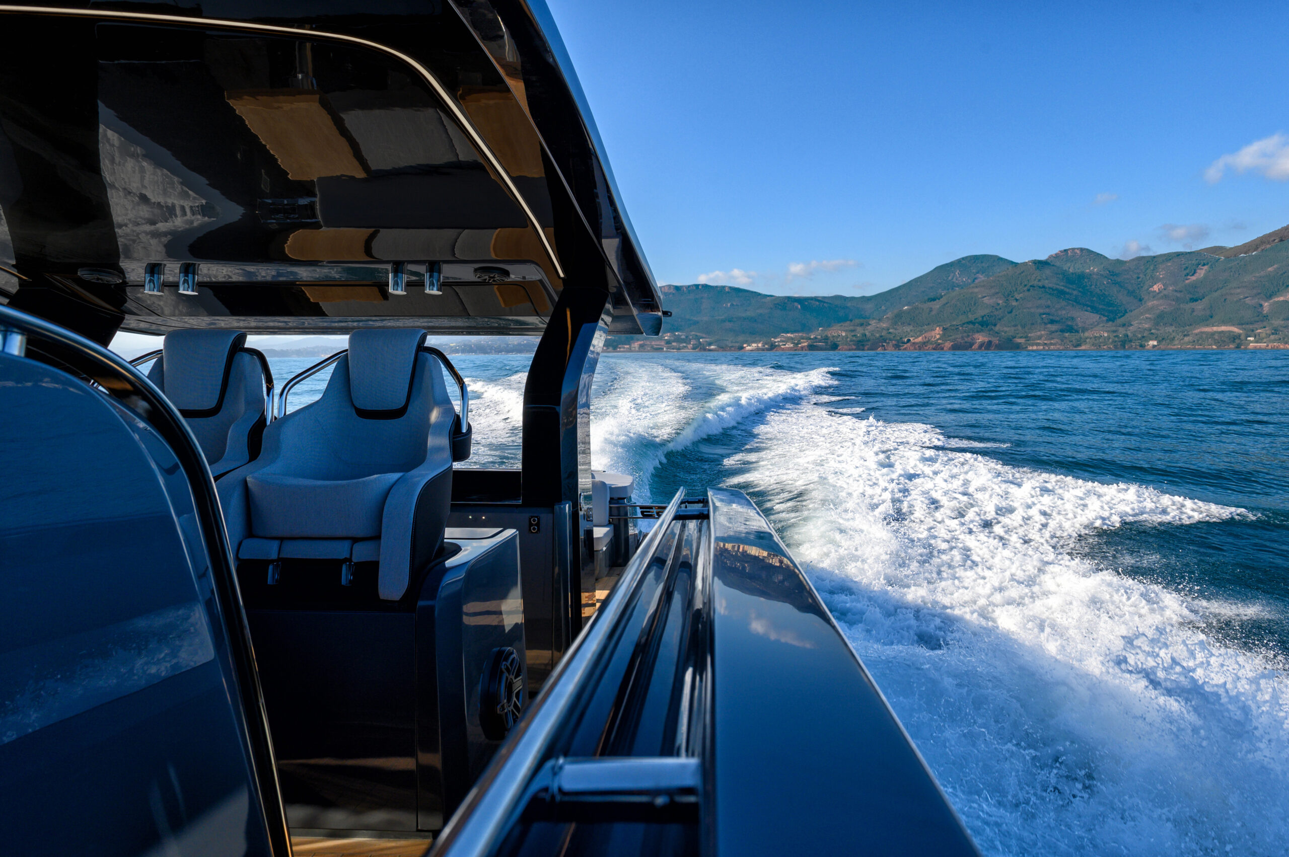 foto: 12 Sacs Rebel 55