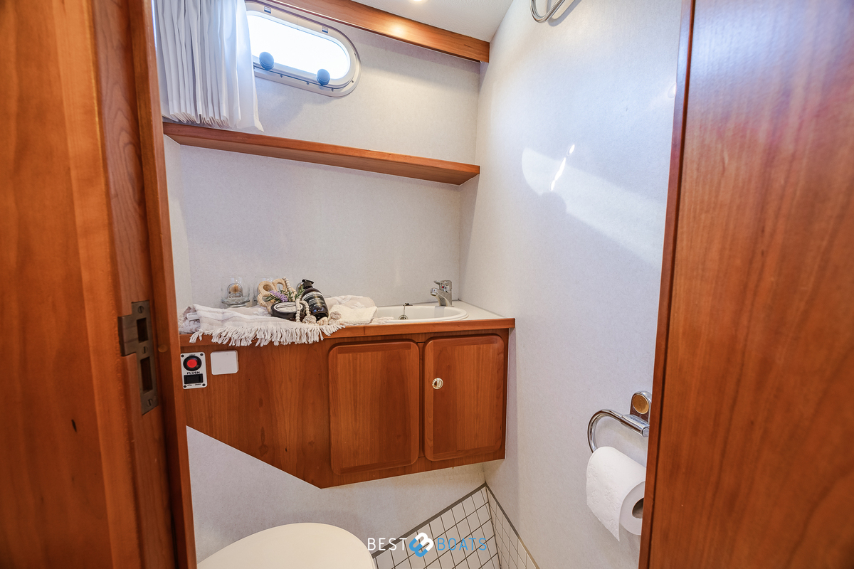 foto: 15 Linssen Grand Sturdy 380 AC 