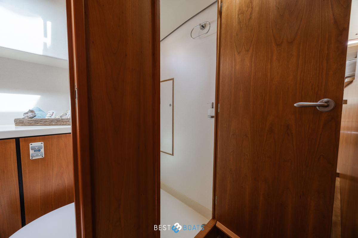 foto: 28 Linssen Grand Sturdy 43.9 AC
