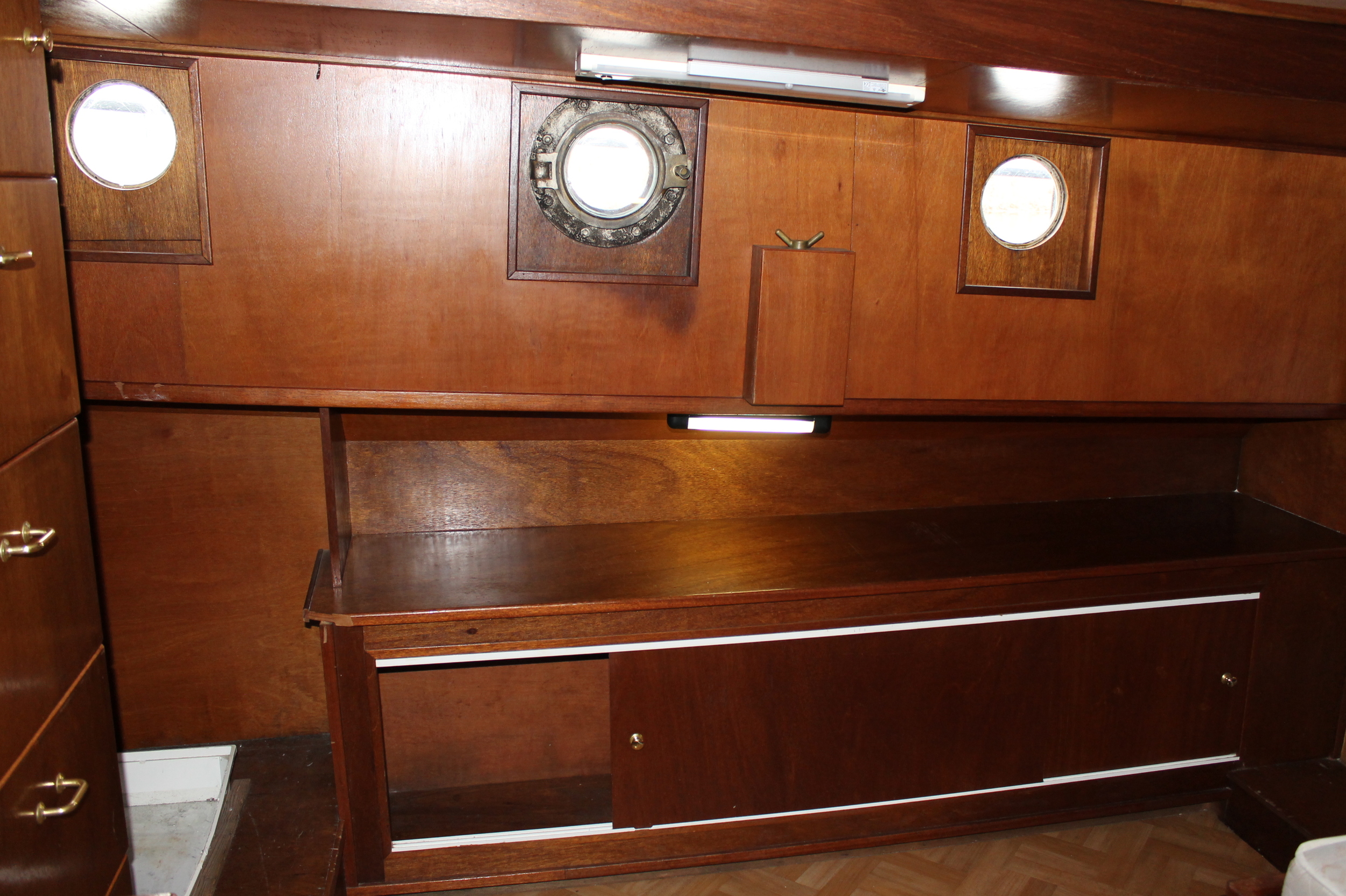 foto: 40 Tjalk Varend Woonschip 19.99