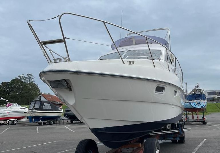 foto: 26 Sealine Sealine F34 Flybridge