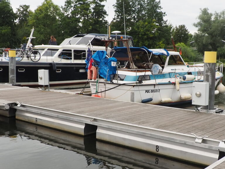 foto: 30 Amerglass Searunner 30 AK