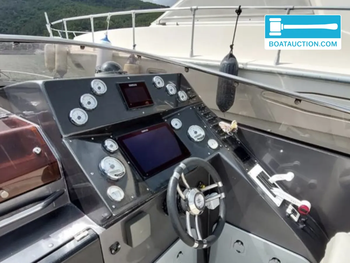 foto: 25 Wellcraft Scarab