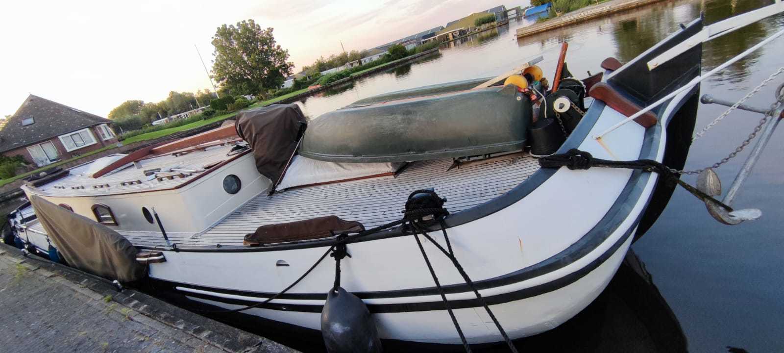 foto: 51 Tjalk 15.50