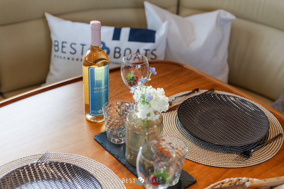 foto: 19 Linssen Grand Sturdy 500 Variotop MKII