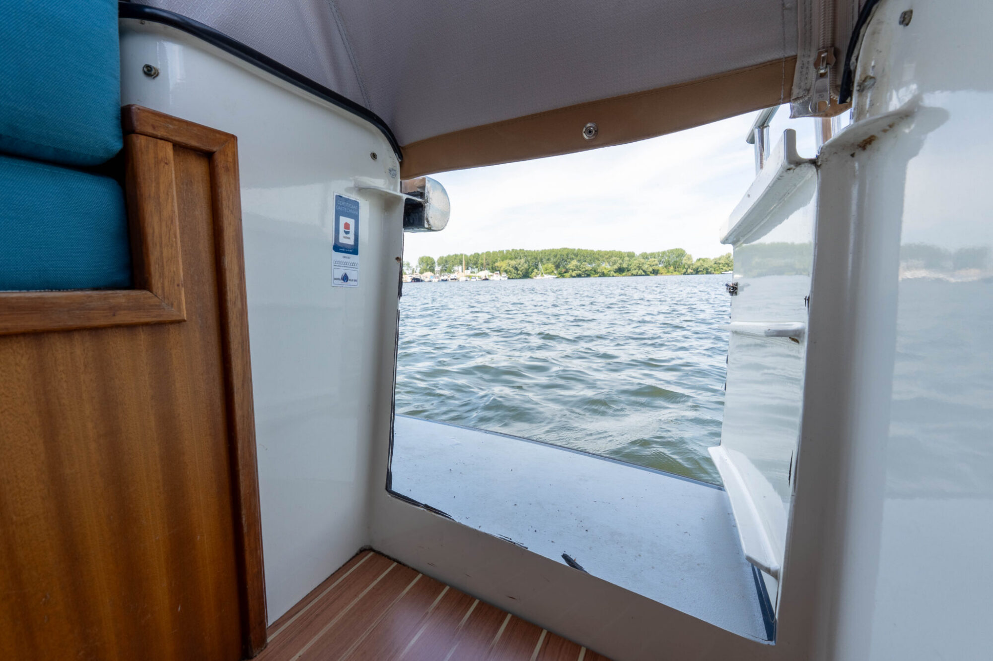 foto: 22 Bege Bege 1000 OK Spiegeldeur