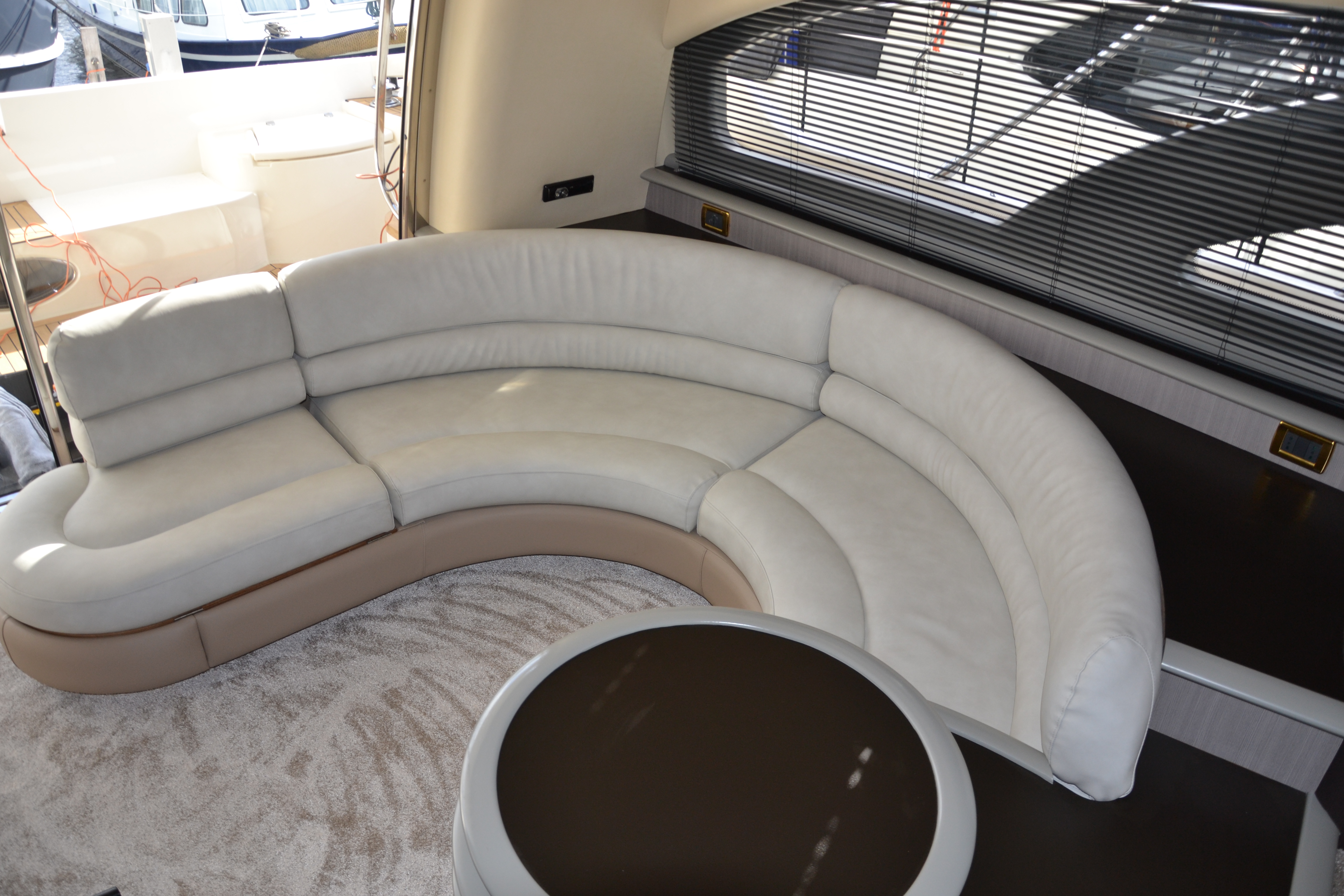 foto: 12 Azimut  55 EVO