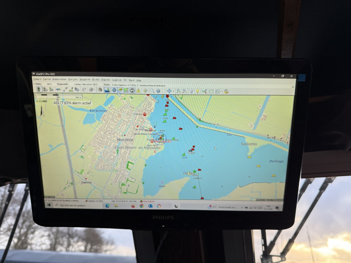 foto: 21 Ex-Patrouille Vaartuig Varend Woonschip