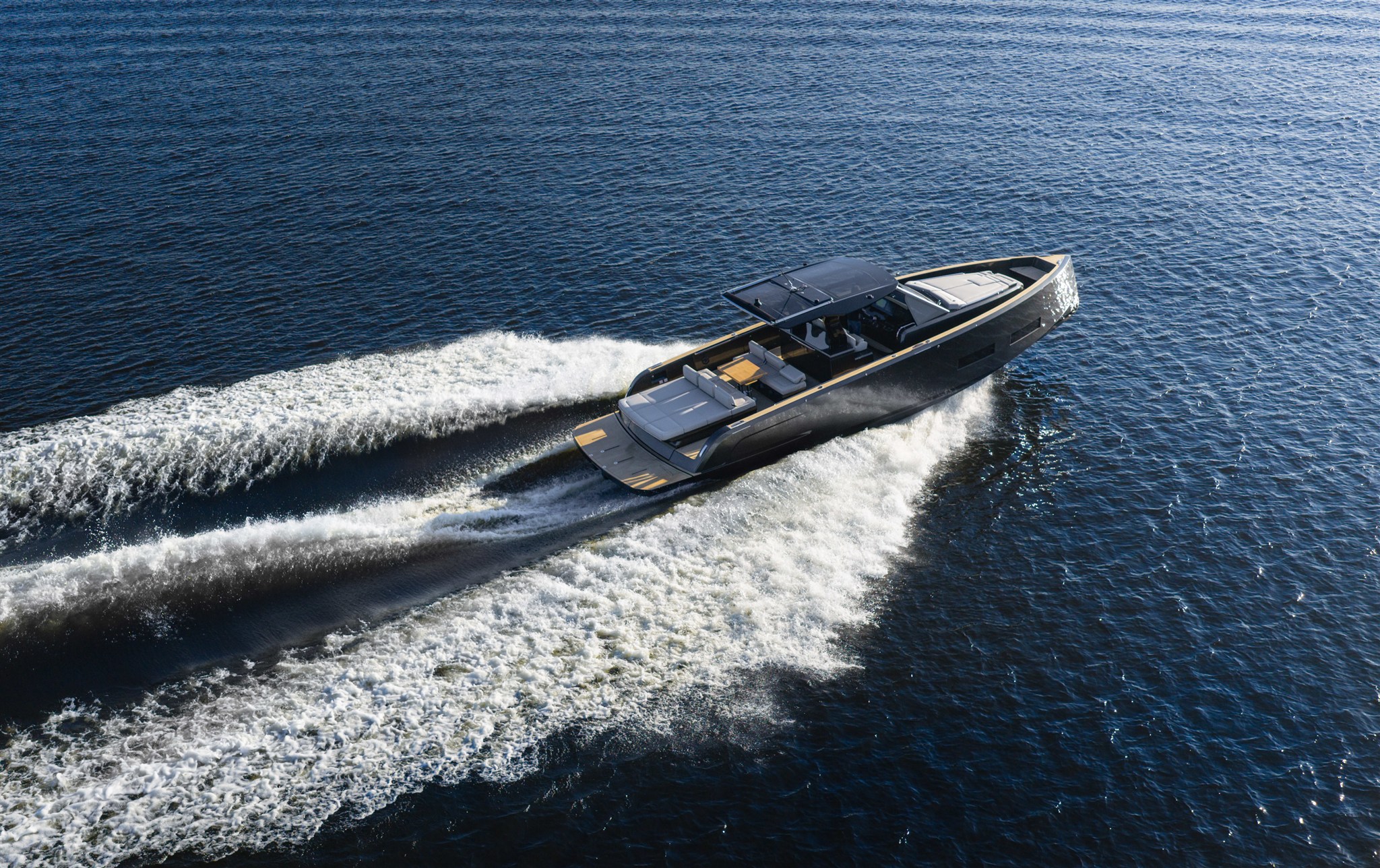 foto: 24 Pardo Yachts Pardo 43 New Model! Demo