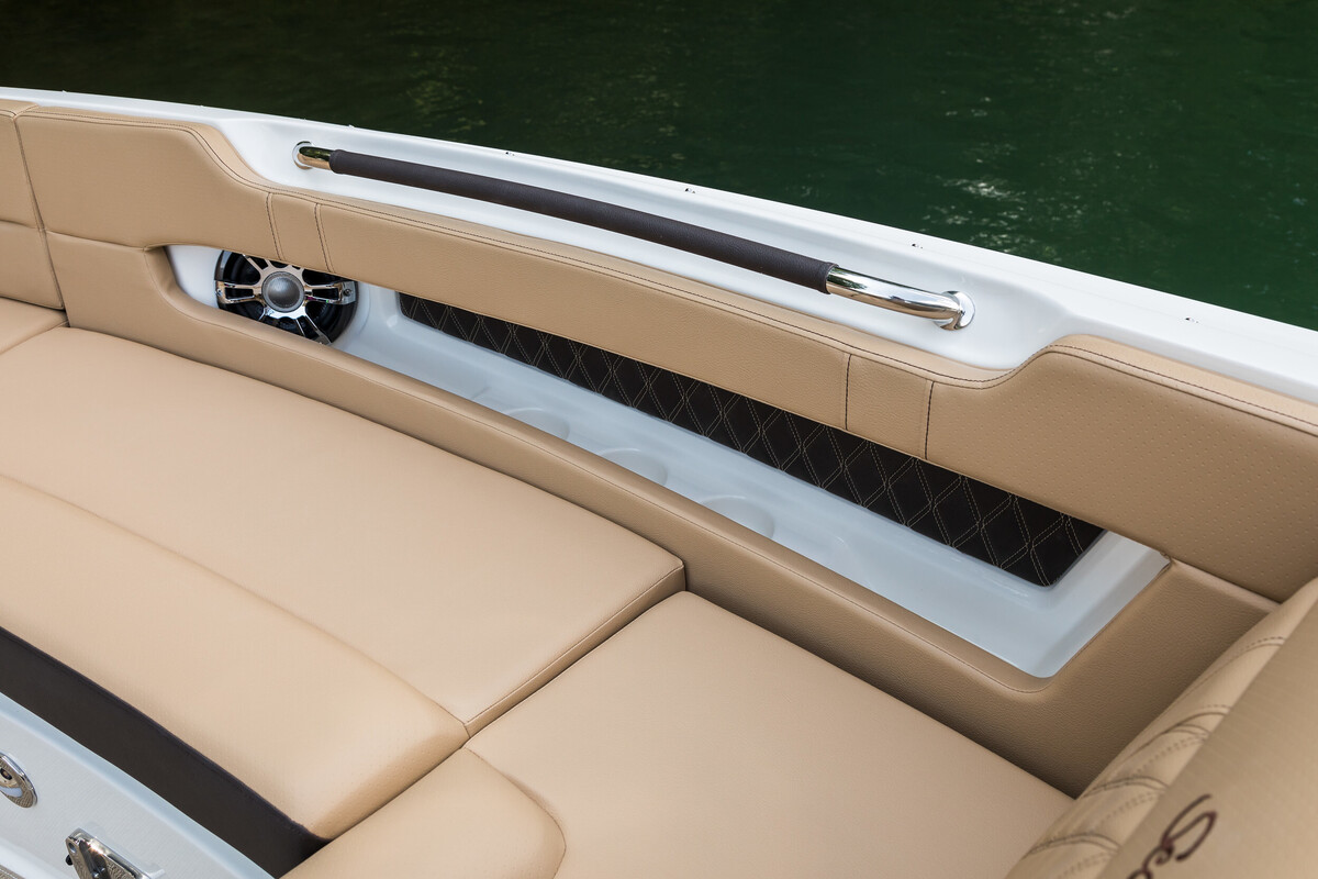 foto: 11 Sea Ray SLX 310 Outboard