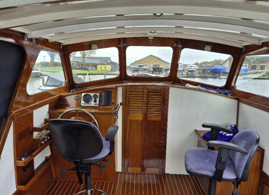 foto: 5 Crown cruiser  9,45