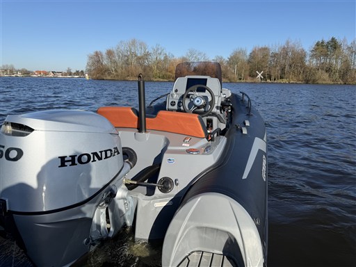 foto: 13 Grand 420 Golden Line