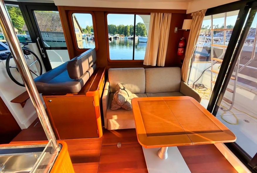 foto: 46 Beneteau Beneteau Swift Trawler 34 Flybridge