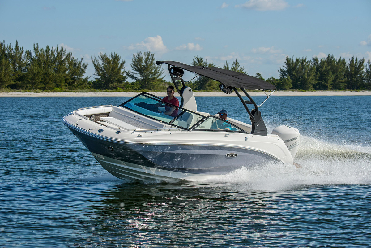 foto: 15 Sea Ray SDX 250 Outboard