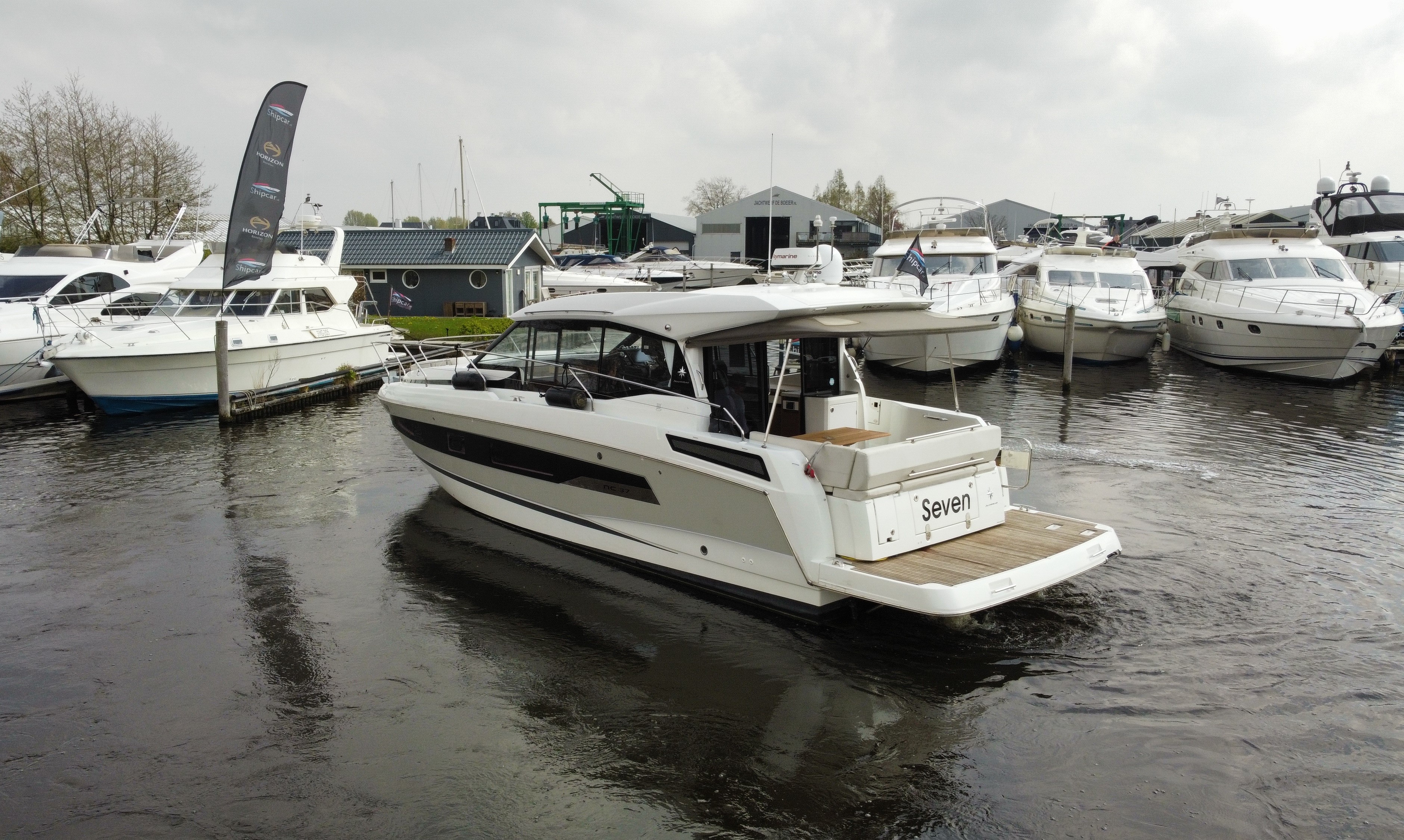 foto: 17 Jeanneau  NC37