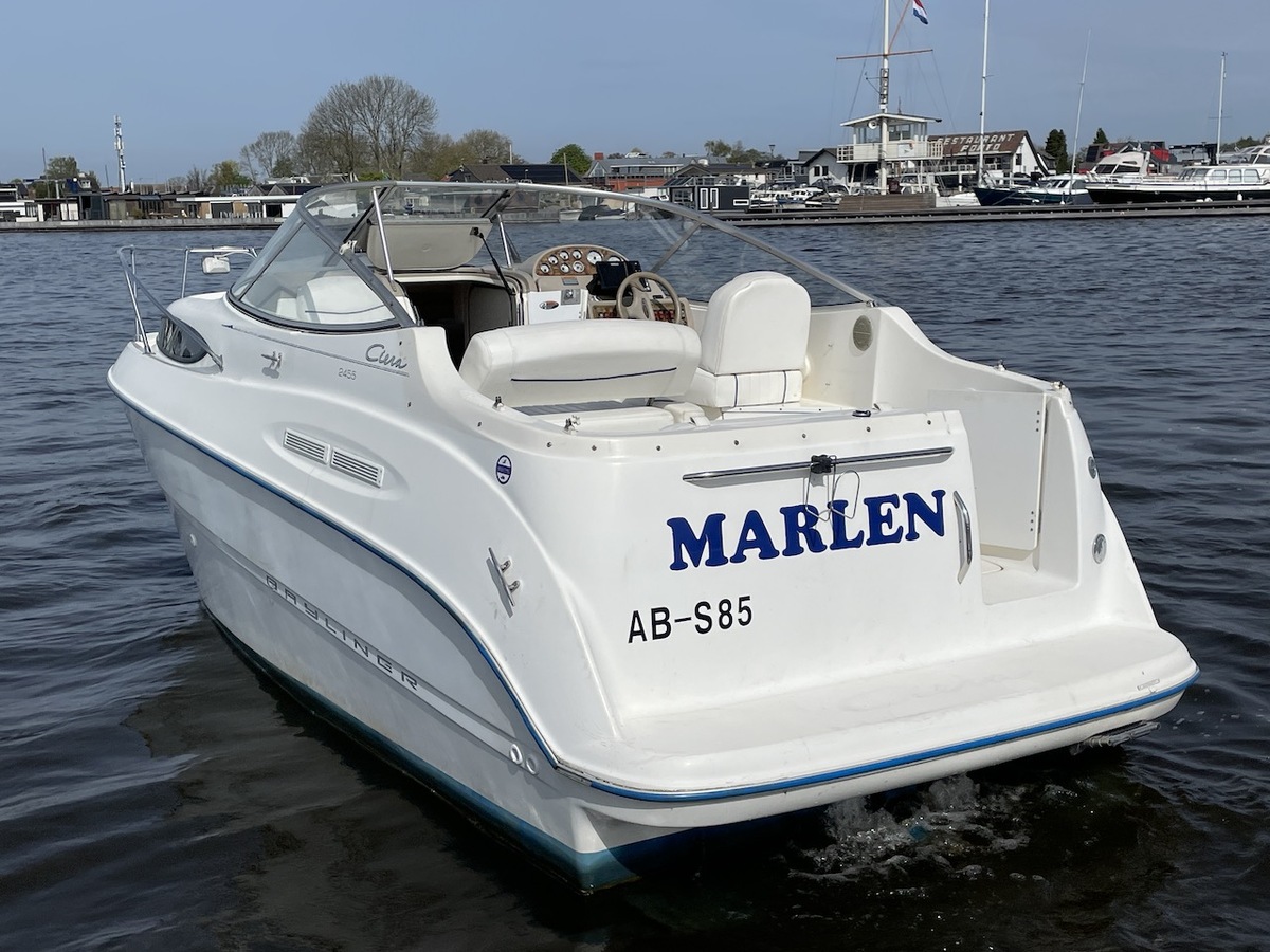 foto: 8 Bayliner 2455 Ciera