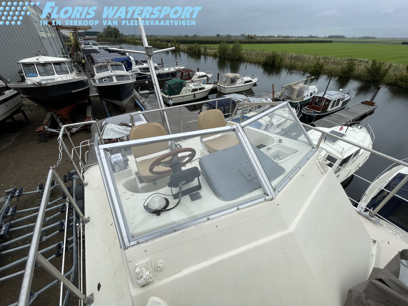 foto: 9 Jeanneau  America 38