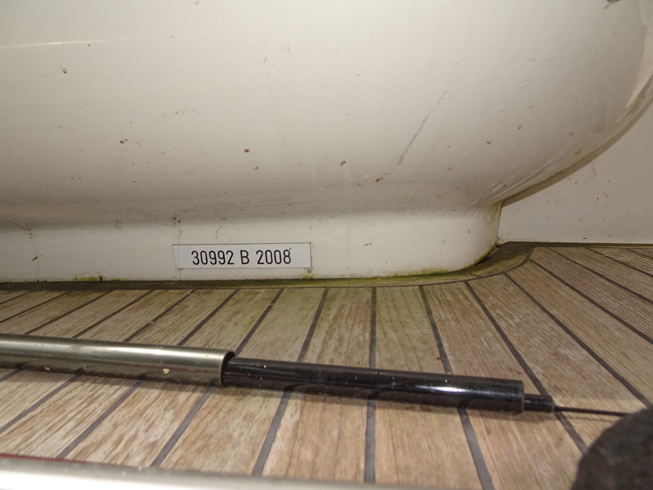 foto: 38 Meridian 391 Sedan