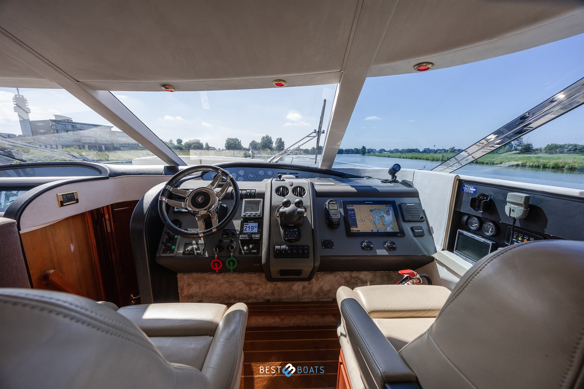 foto: 46 Fairline 58 Squadron