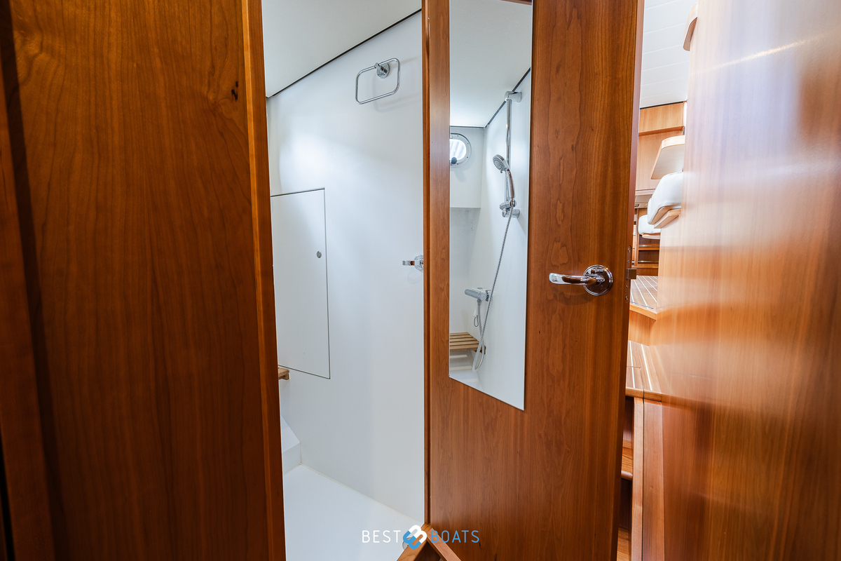 foto: 33 Linssen Grand Sturdy 40.9 AC