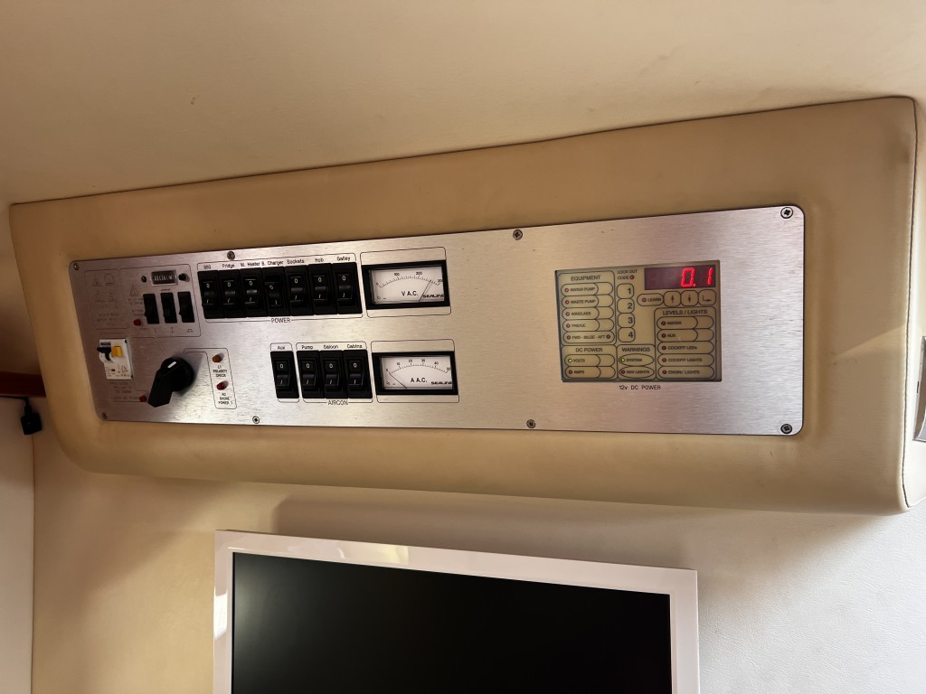 foto: 17 Sealine  S38