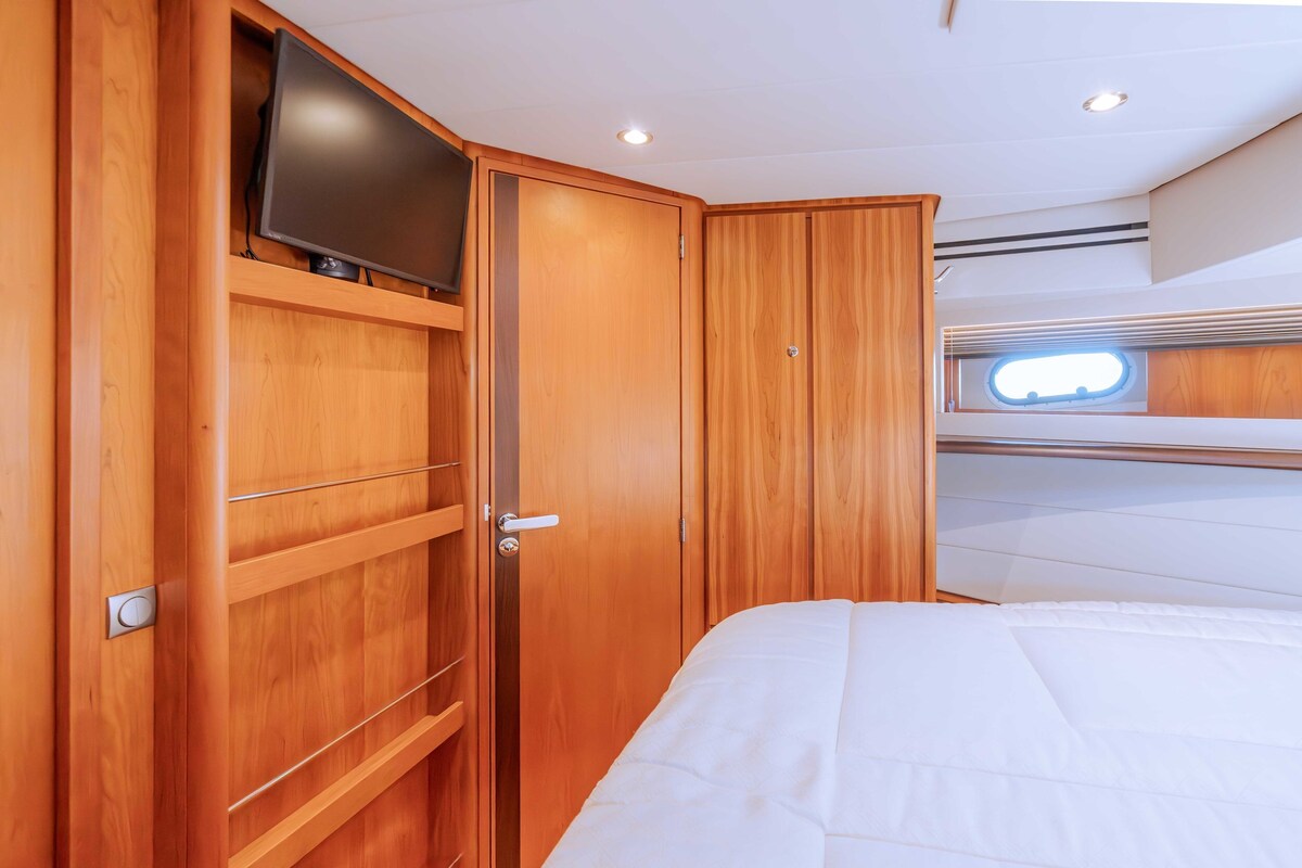 foto: 93 Linssen Grand Sturdy 590 AC Wheelhouse L-Class