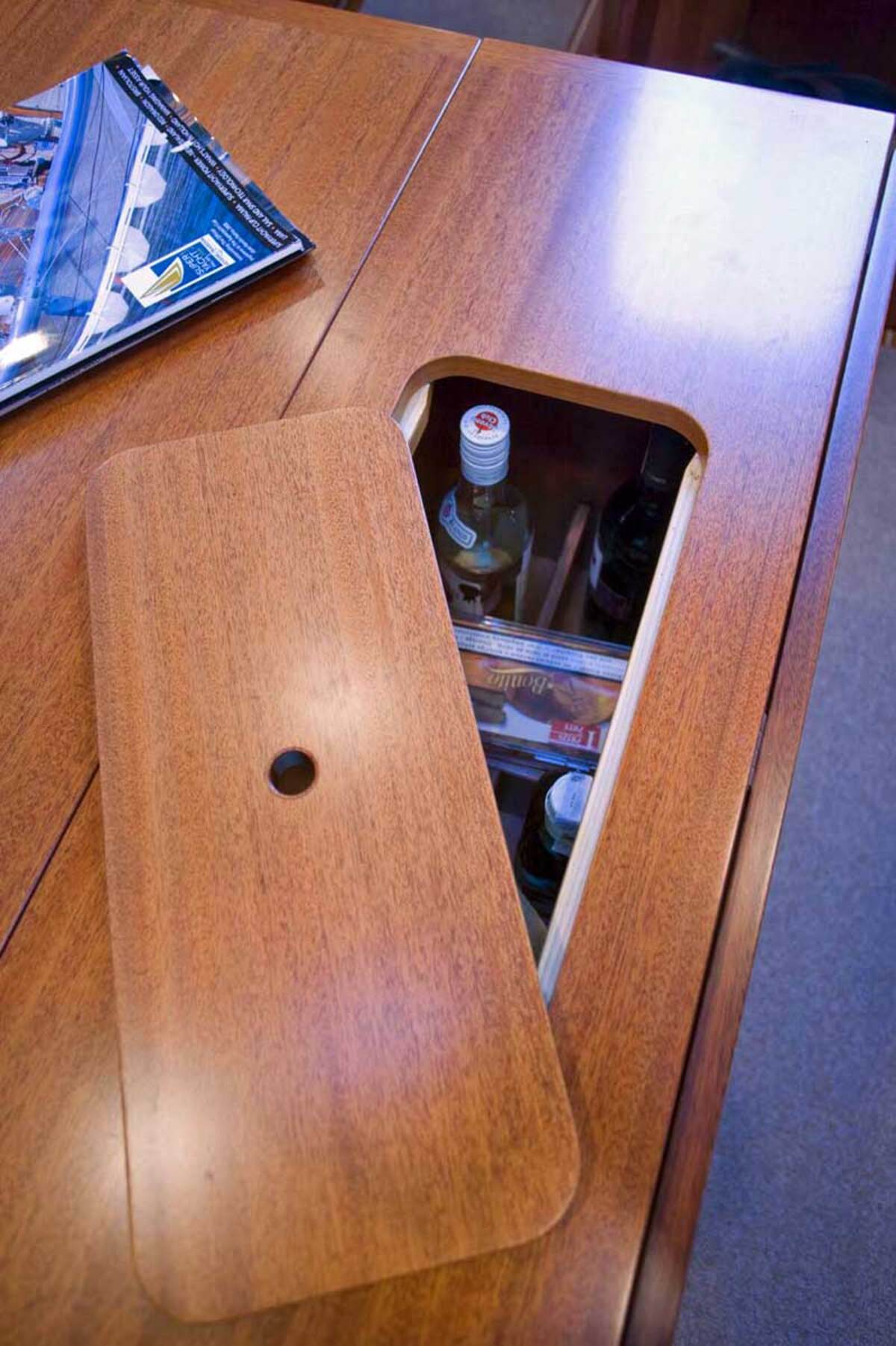 foto: 7 Hallberg Rassy 37