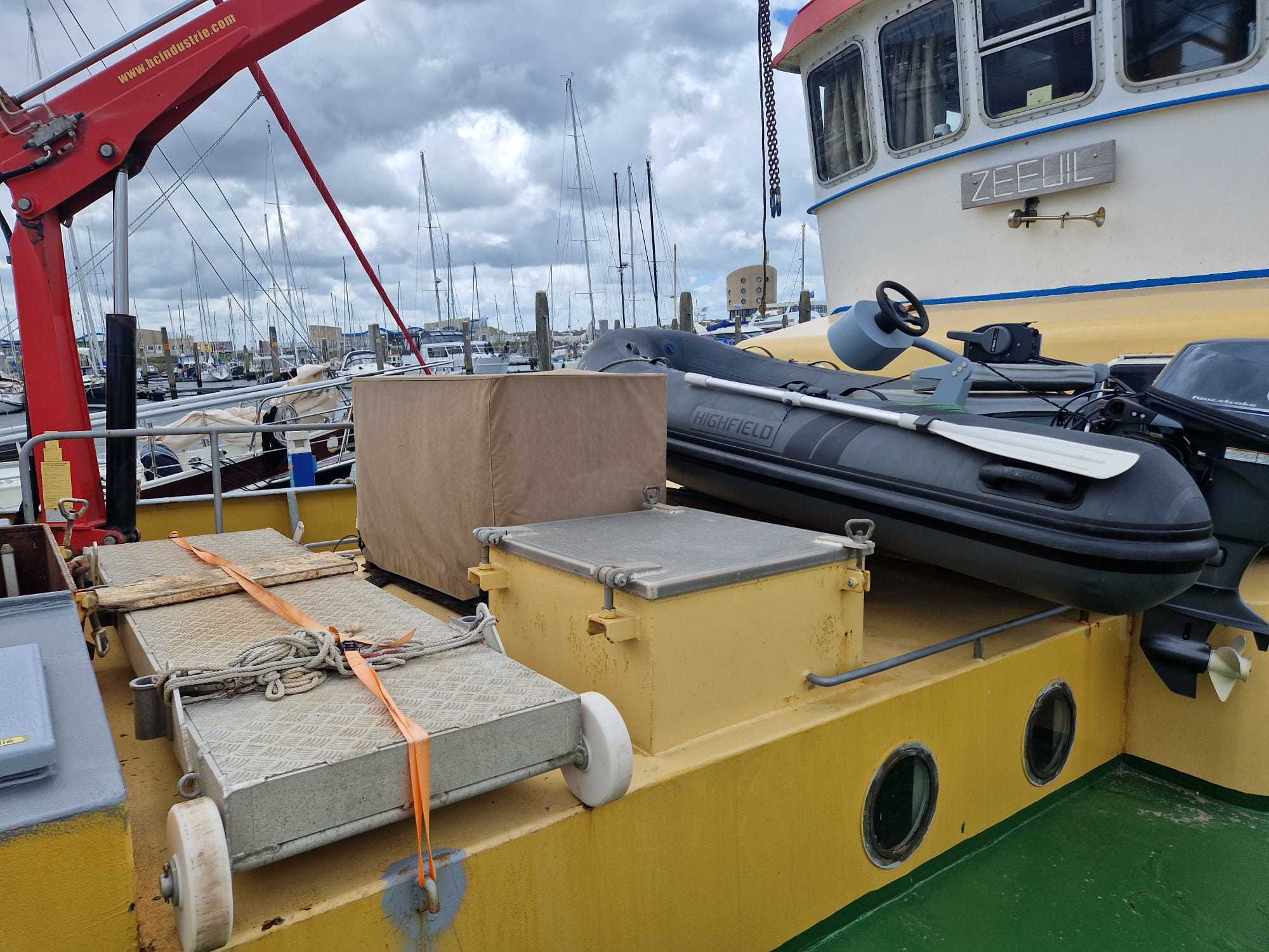foto: 9 Ex Viskottter/ Varend Woonschip Ex Viskotter