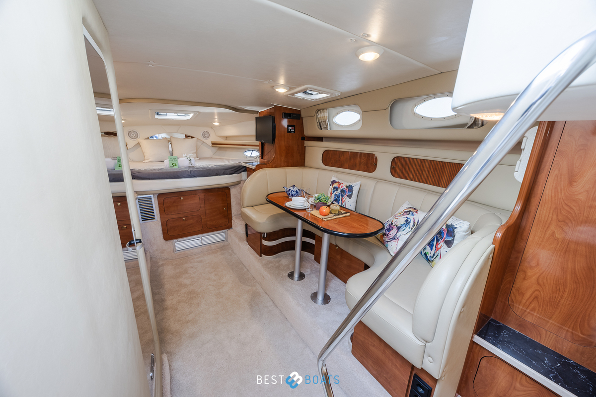 foto: 22 Rinker 342 Fiesta Vee