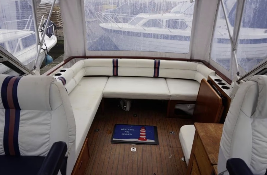 foto: 6 Polar 28 Explorer