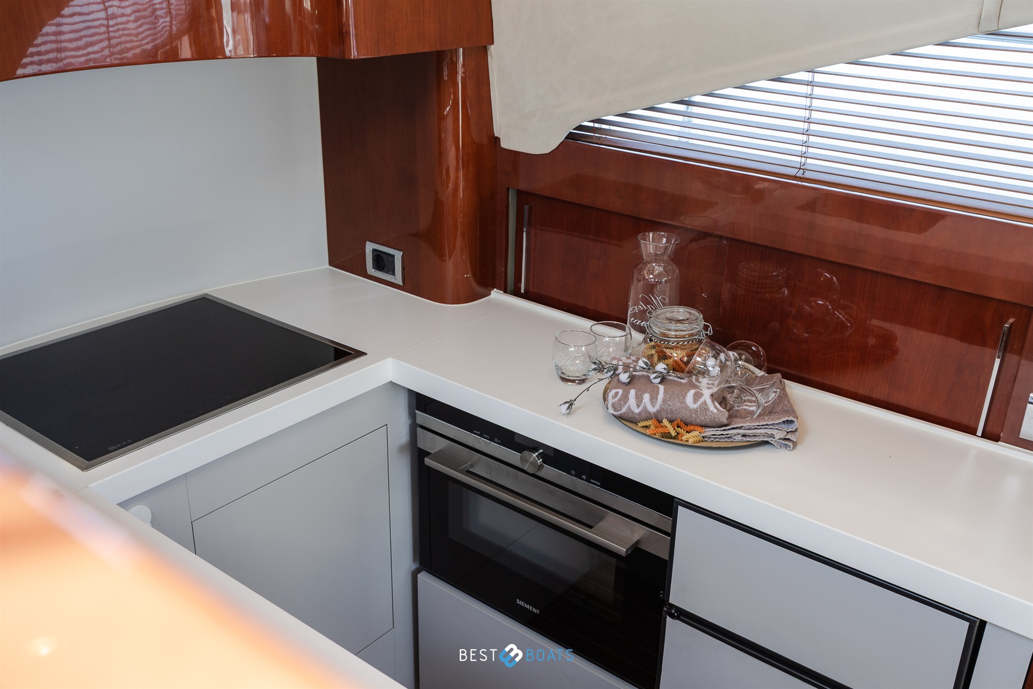 foto: 47 Fairline 58 Squadron