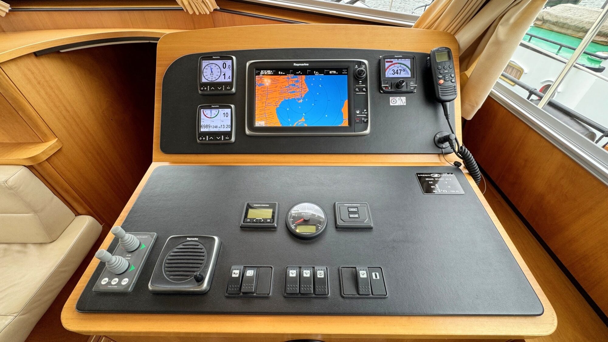 foto: 16 Linssen Linssen 40.9 Sedan Variodeck