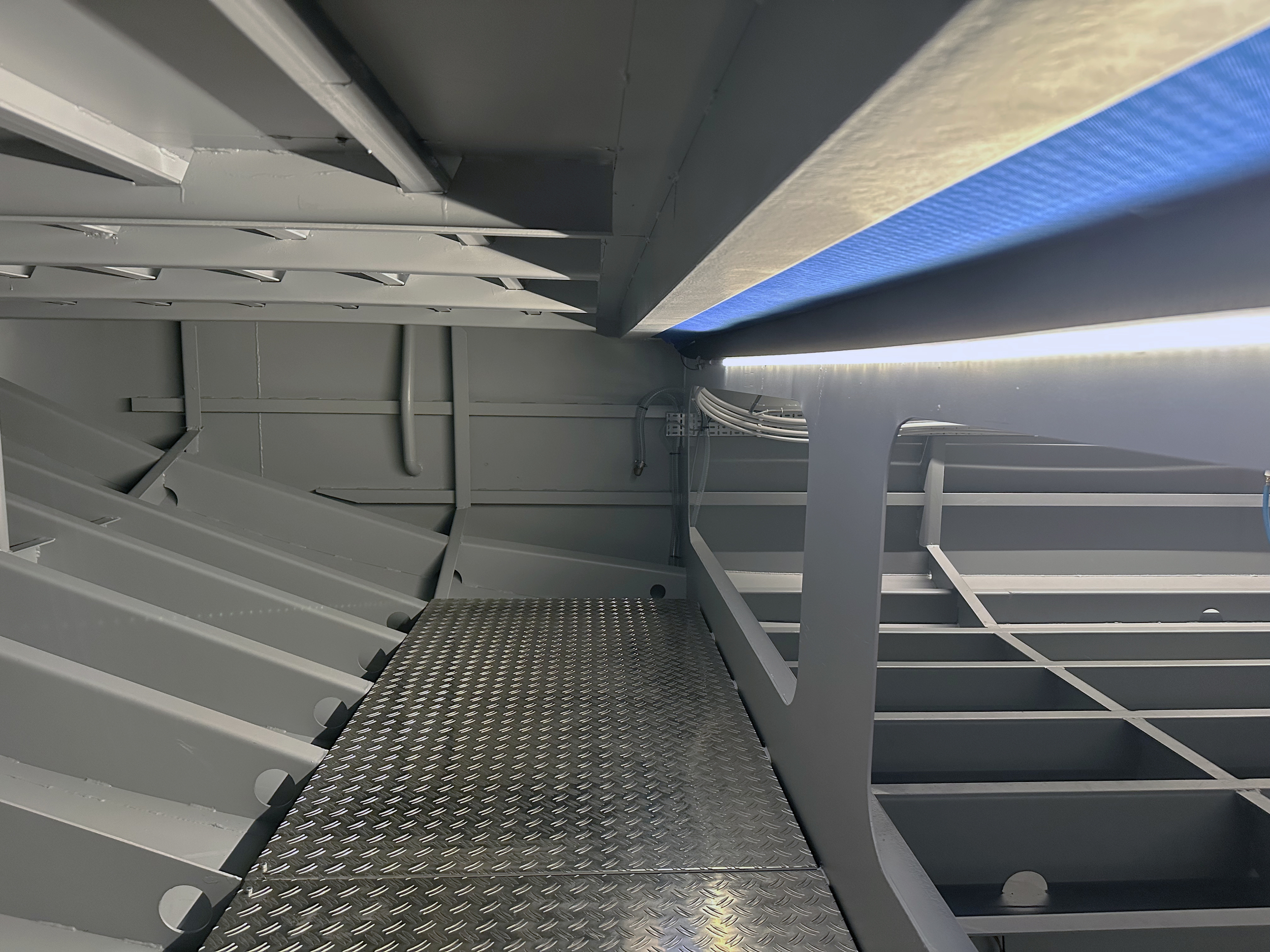 foto: 35 HOMESHIP VaarChalet In Amsterdam 1250D Luxe Houseboat