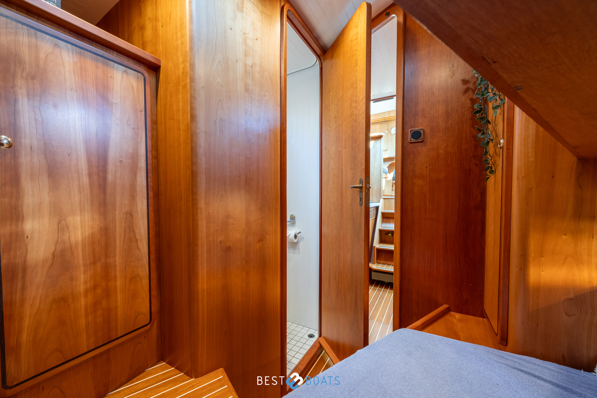 foto: 21 Linssen  Grand Sturdy 410 AC 