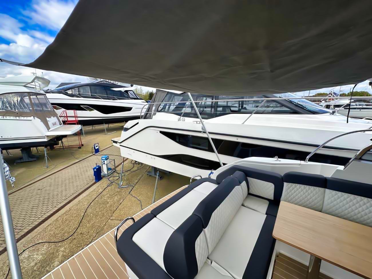 foto: 13 Bavaria Bavaria SR 35 Hardtop