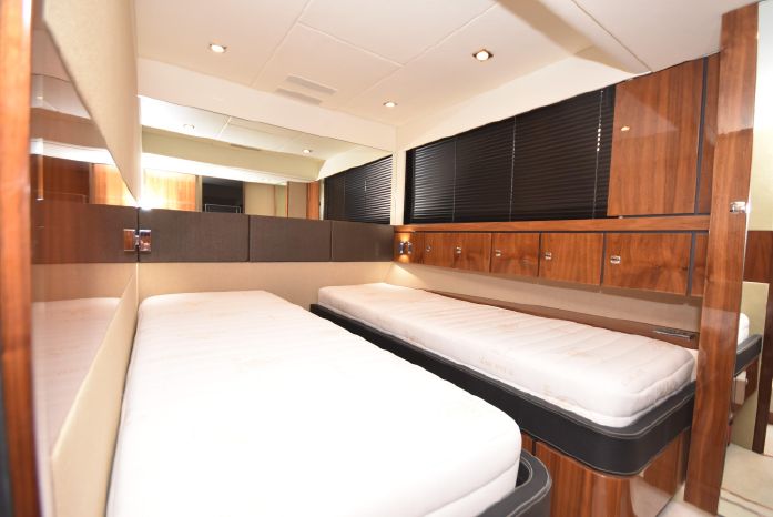 foto: 17 Fairline Squadron 55