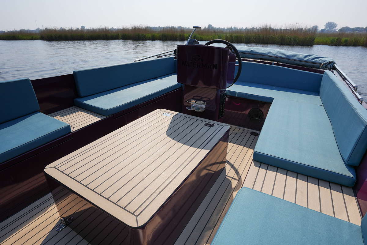 foto: 21 Waterman 8.0 Cabin