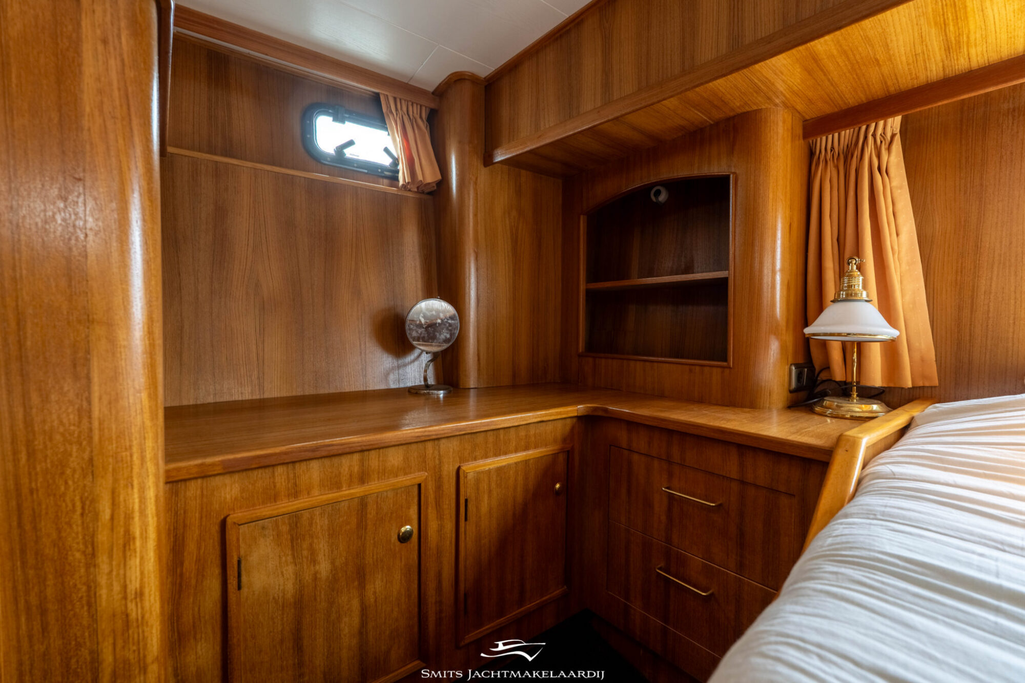 foto: 33 Valkkruiser Valkkruiser 14.00 AK Cabrio