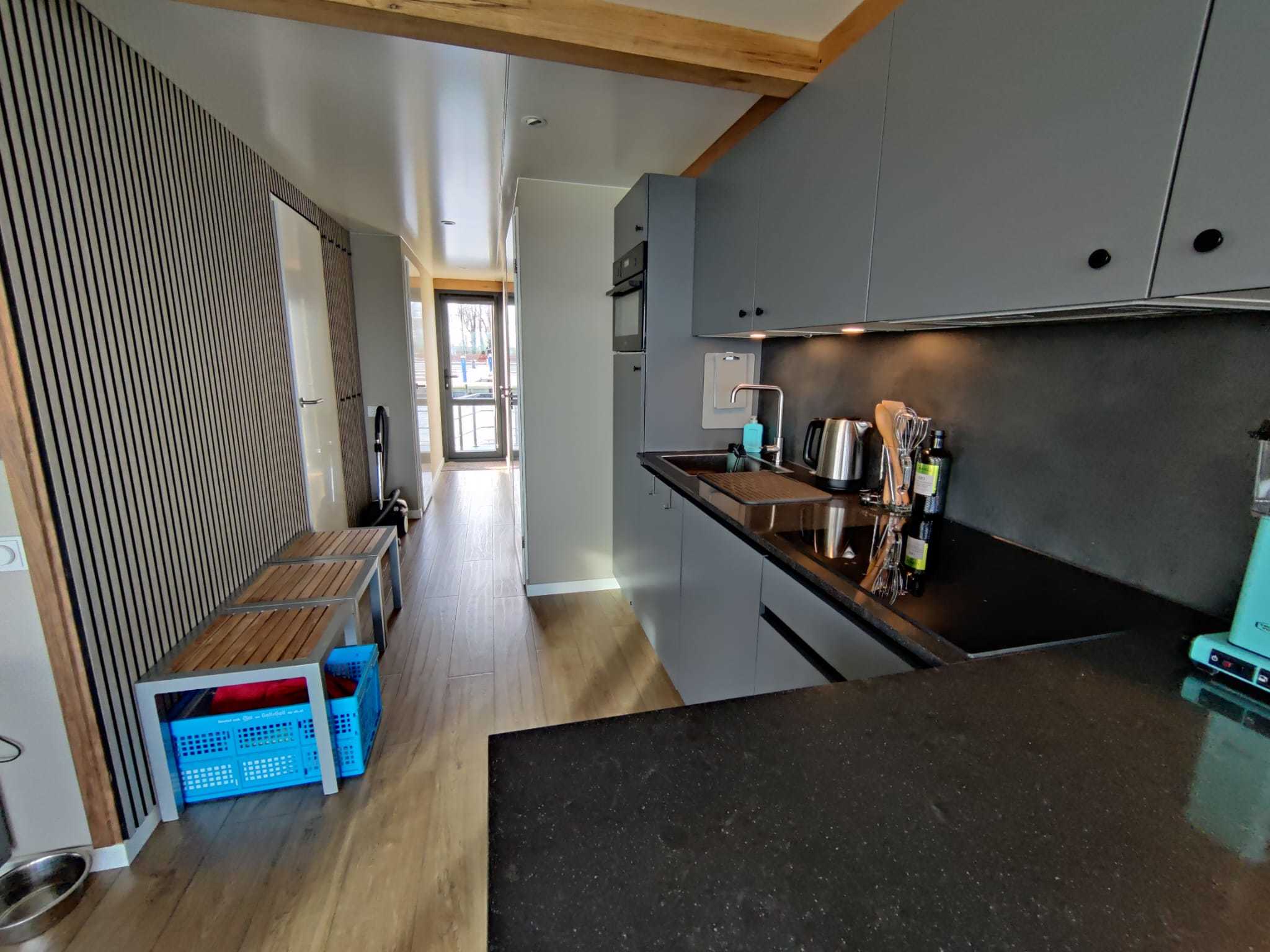 foto: 27 Castalia Met Koopligplaats 1460 X 500 Special Houseboat