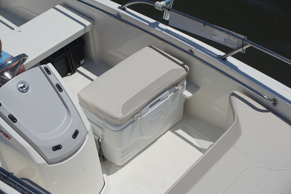 foto: 6 Boston Whaler 130 Super Sport