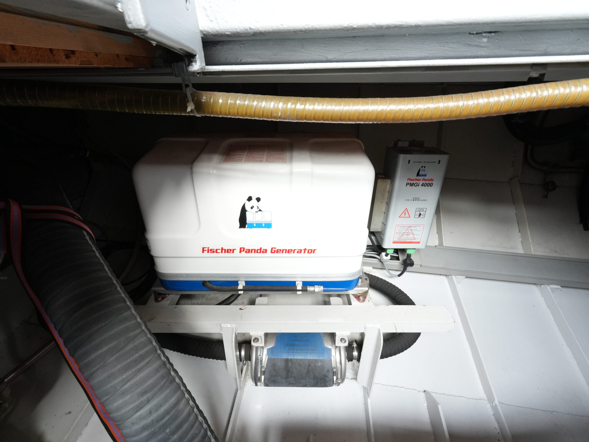 foto: 30 Barkas Barkas 12.00 OK