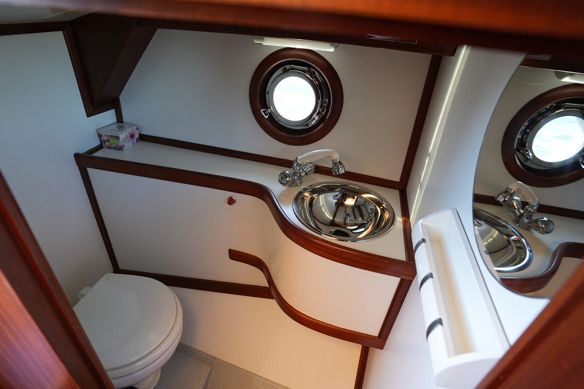 foto: 23 Rapsody 29 OC-F Oyster White Limited Edition