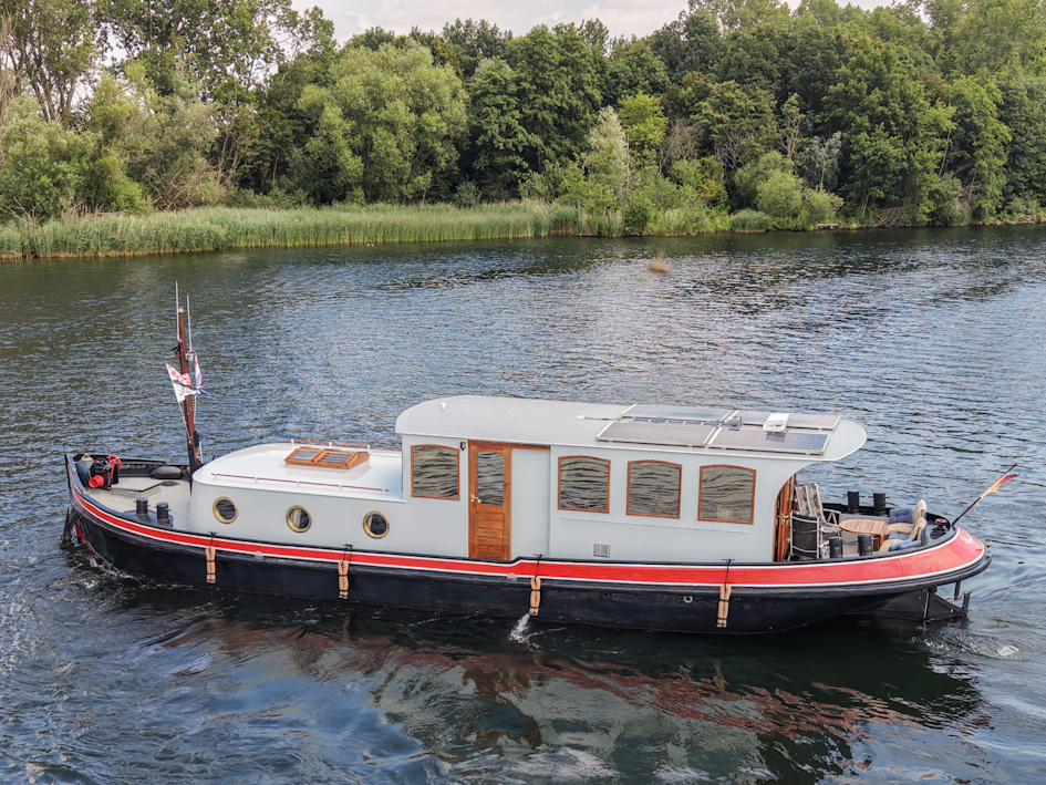 foto: 24 Luxe Motor 16.20 Deckhouse