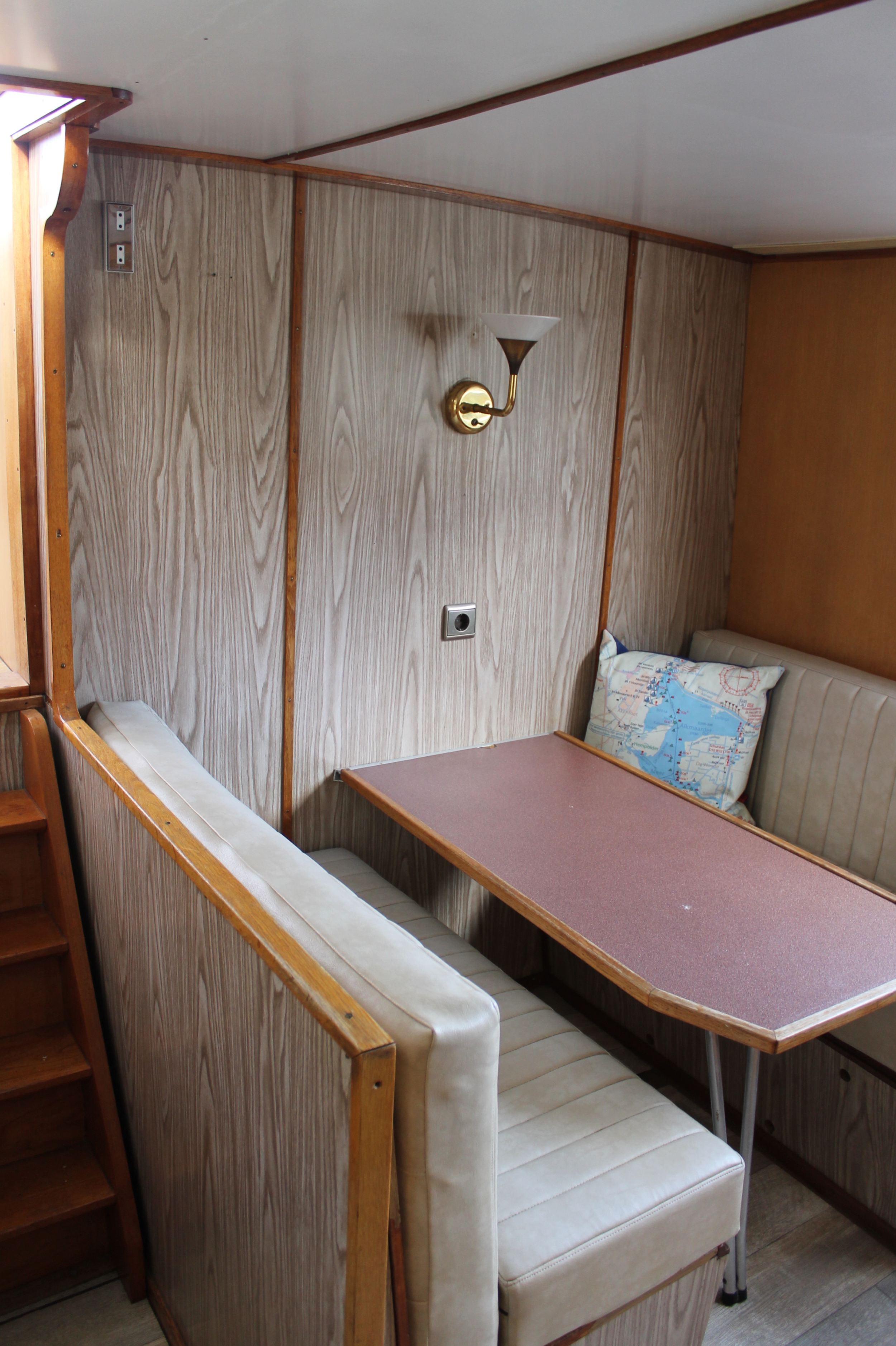 foto: 42 Tjalk Varend Woonschip 19.99